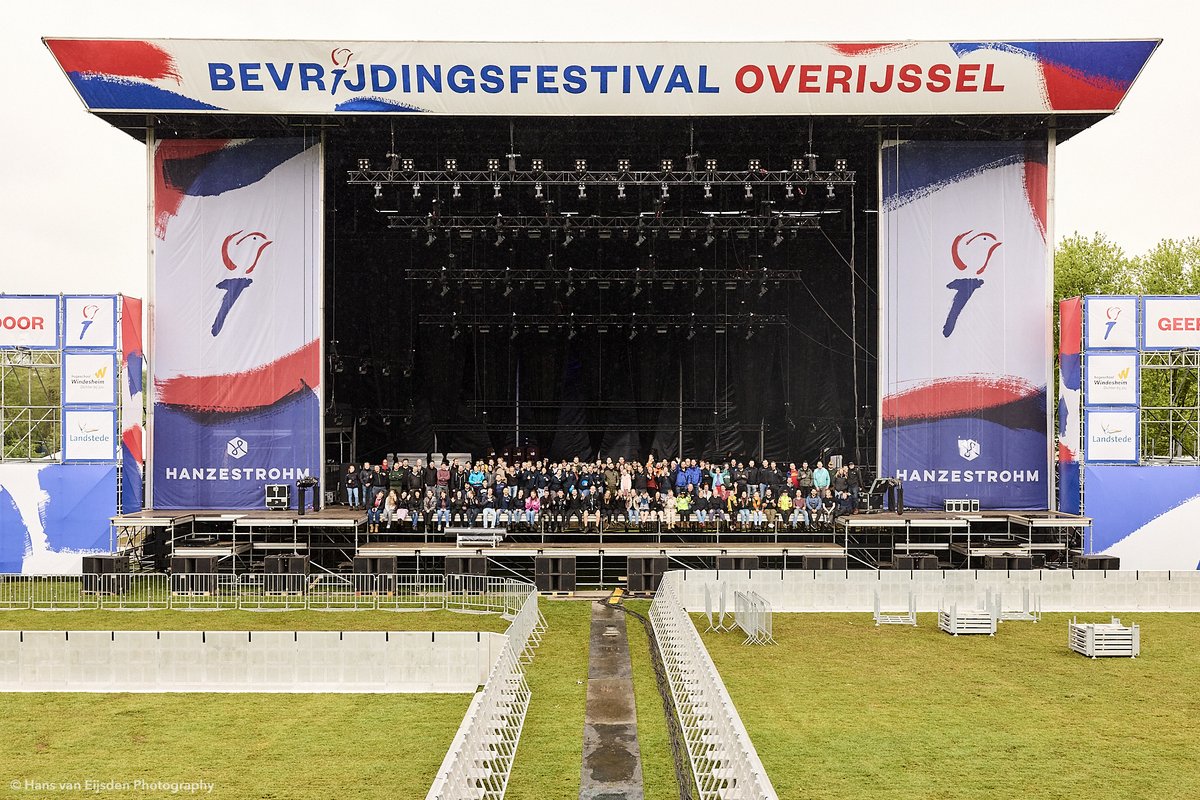 Mogen we nog een keihard applaus voor al deze toppers die ons festival mogelijk maken? 🫶 Oke, je favo emoji hieronder posten mag ook. Tot volgend jaar!!