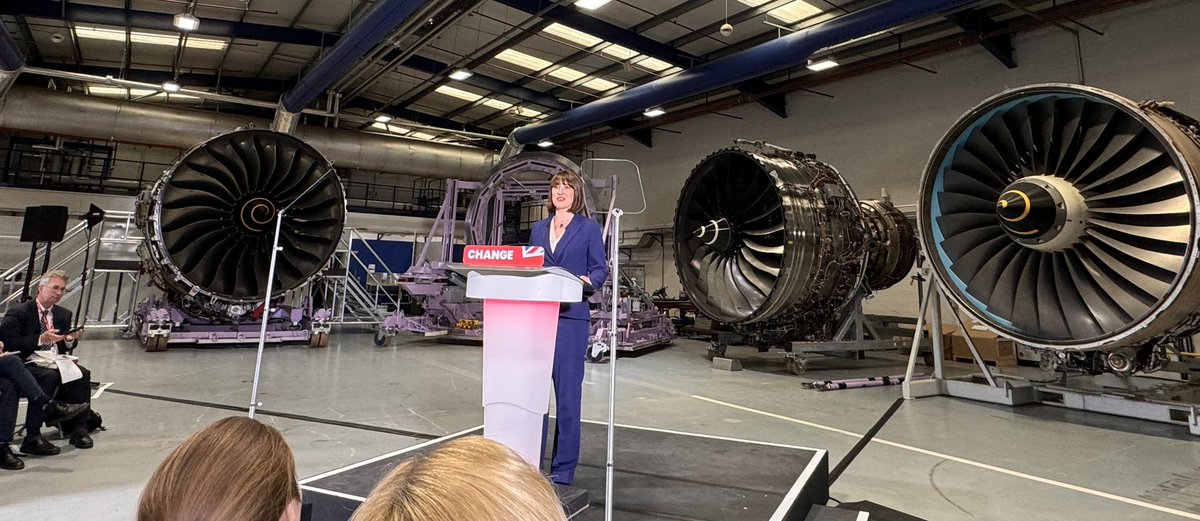 Here at @RollsRoyce in Derby, for Labour Shadow Chancellor @RachelReevesMP speech - on a more pro-growth, pro-business @hmtreasury & partnership w/ business

The key is the ‘how’ - the detailed policies in manifestos. @fsb_policy is engaging intensely on this for the next 5 weeks