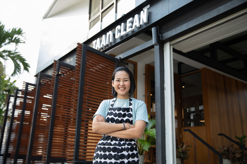 readthecloud's tweet image. ลืมอาหารคลีนแบบเดิม ๆ ที่แสนจืดชืดไปได้เลย เพราะคอลัมน์ #FullCourse พาไป ทานคลีน ร้านอาหารสุขภาพที่ครองใจชาวลำปางมานานกว่า 9 ปี #TheCloud readthecloud.co/taanclean-lamp…