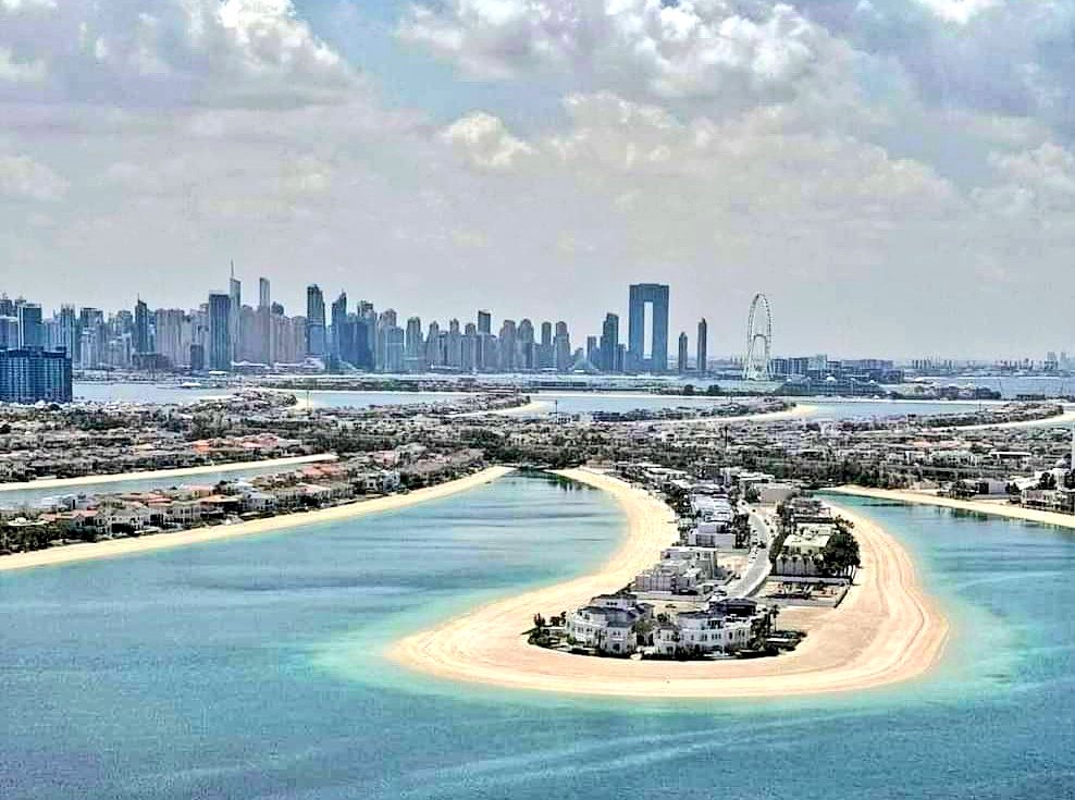 Beautiful view palm Jumeirah 🌴🇦🇪🌴🌴 and marina view 🇦🇪🏙️🥰💯🇦🇪 UAE United States ❤️❤️❤️❤️❤️🇦🇪🇦🇪🇦🇪🇦🇪 DXB