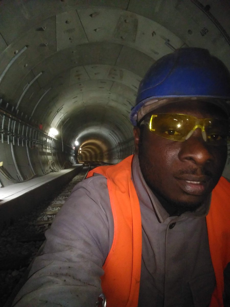 Auntie_Bukkie's tweet image. Happy Birthday Commander 🎂🎉🎉🎉 God Bless your new Age 🙏🎂
@Gooner4romOrua 
#WorldCommanderDay
#HappybirthdayFisherman
#SheGetMoney4Two 
#28May
#SQUAD
#FishermanDay