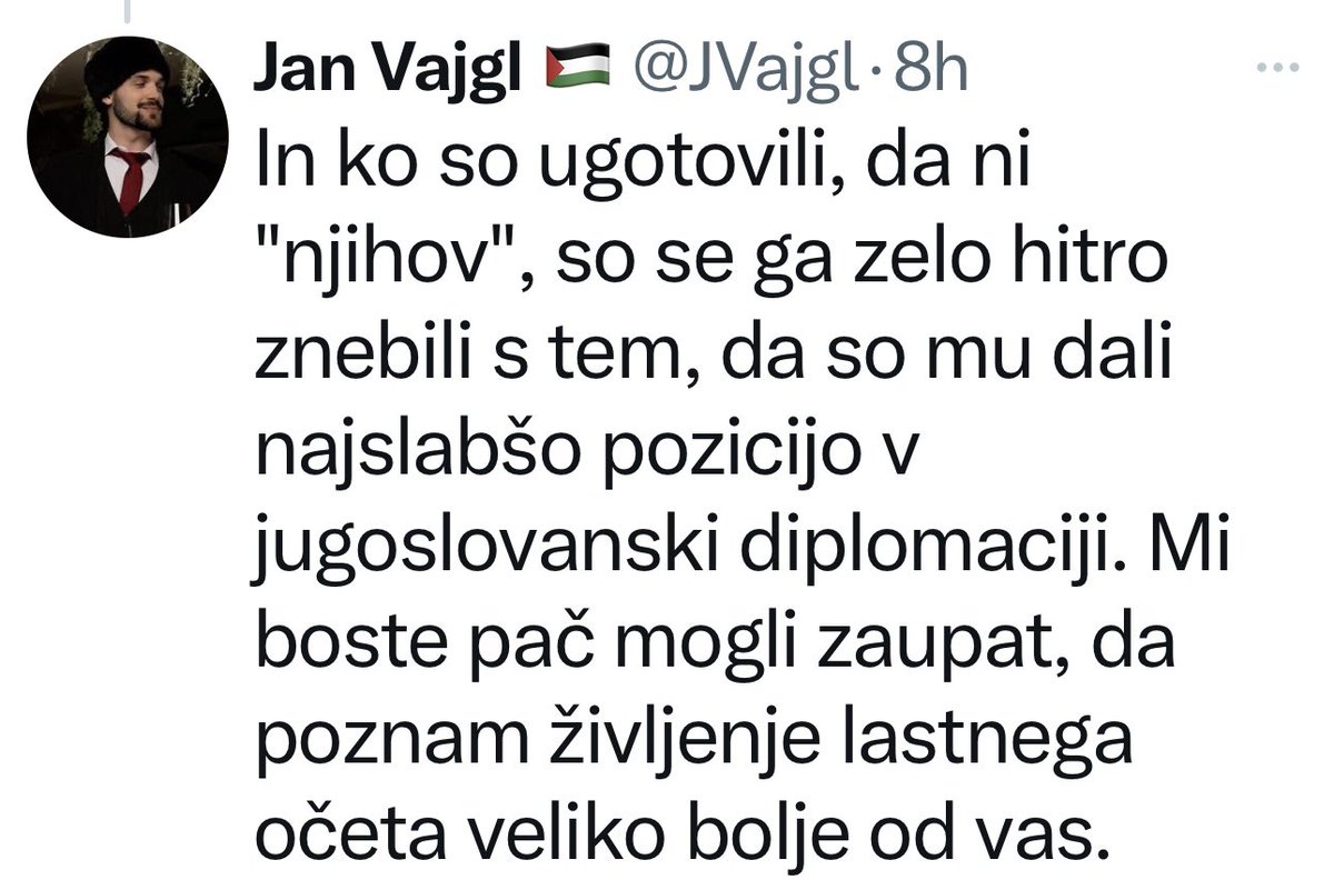 Mimogrede, Ivo Vajgl ni dobil “najslabšo pozicijo” v Jugo diplomaciji, ampak eno najboljših: pod ministrom Budimirjem Lončarjem bil je namreč celo uradni spiker (spokesman) takratnega zveznega ministrstva za inostrane poslove (zunanje zadeve).
