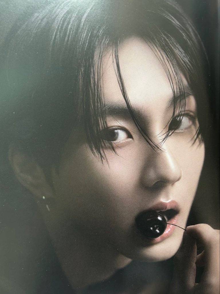 OH MY GOD JUNGWON??!!!!!!!!!!!!!!!!