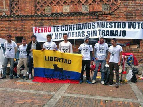 Los novilleros sacando la casta para defender la Tauromaquia en tierras colombianas 🇨🇴

Estamos con ustedes 🐂

#RegulaciónSíProhibiciónNo #SiALosTorosEnColombia