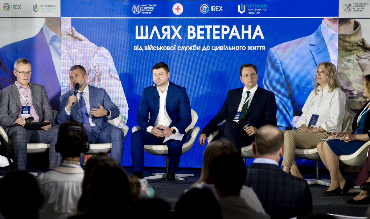84% @ChamberUkraine members have employees serving in AFU 🇺🇦 Preparing for over 1m servicemen and women to return, working now with broad coalition, looking to create meaningful veteran employment opportunities. A key @ChamberUkraine priority @GeneralStaffUA @hiringourheroes