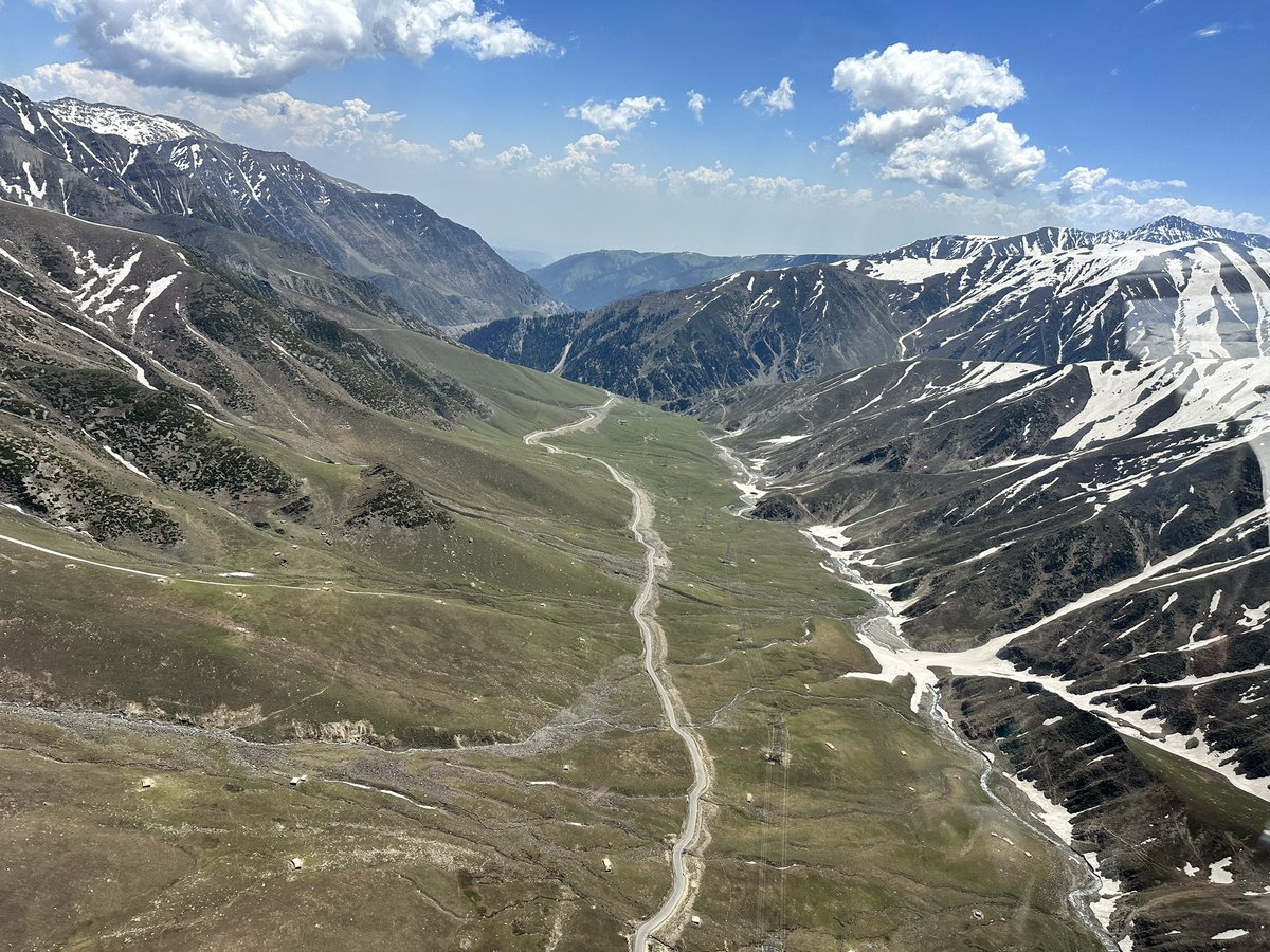 Snow melting on the Pir Panjals … Pir Gali now open to traffic … another route for the adventurous, into Kashmir … remarkable ranges and fabled routes and journeys @gauravcsawant @kamranalimir @pzshabir @YkJoshi5 @TheSatishDua @MajDPSingh @savvyghai