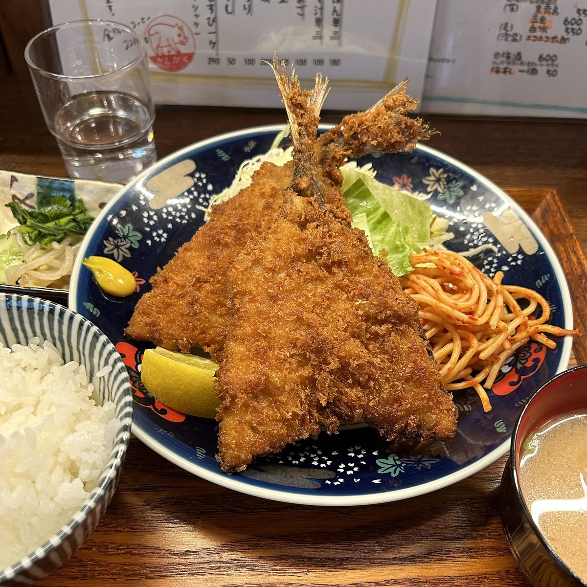 みなまるこ tweet media