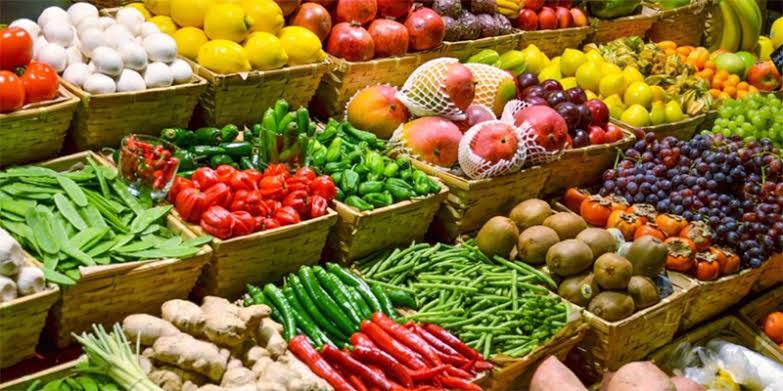 'Eat the Rainbow' Aim to include a variety of colorful fruits and vegetables in your diet for a wide range of nutrients and antioxidants.