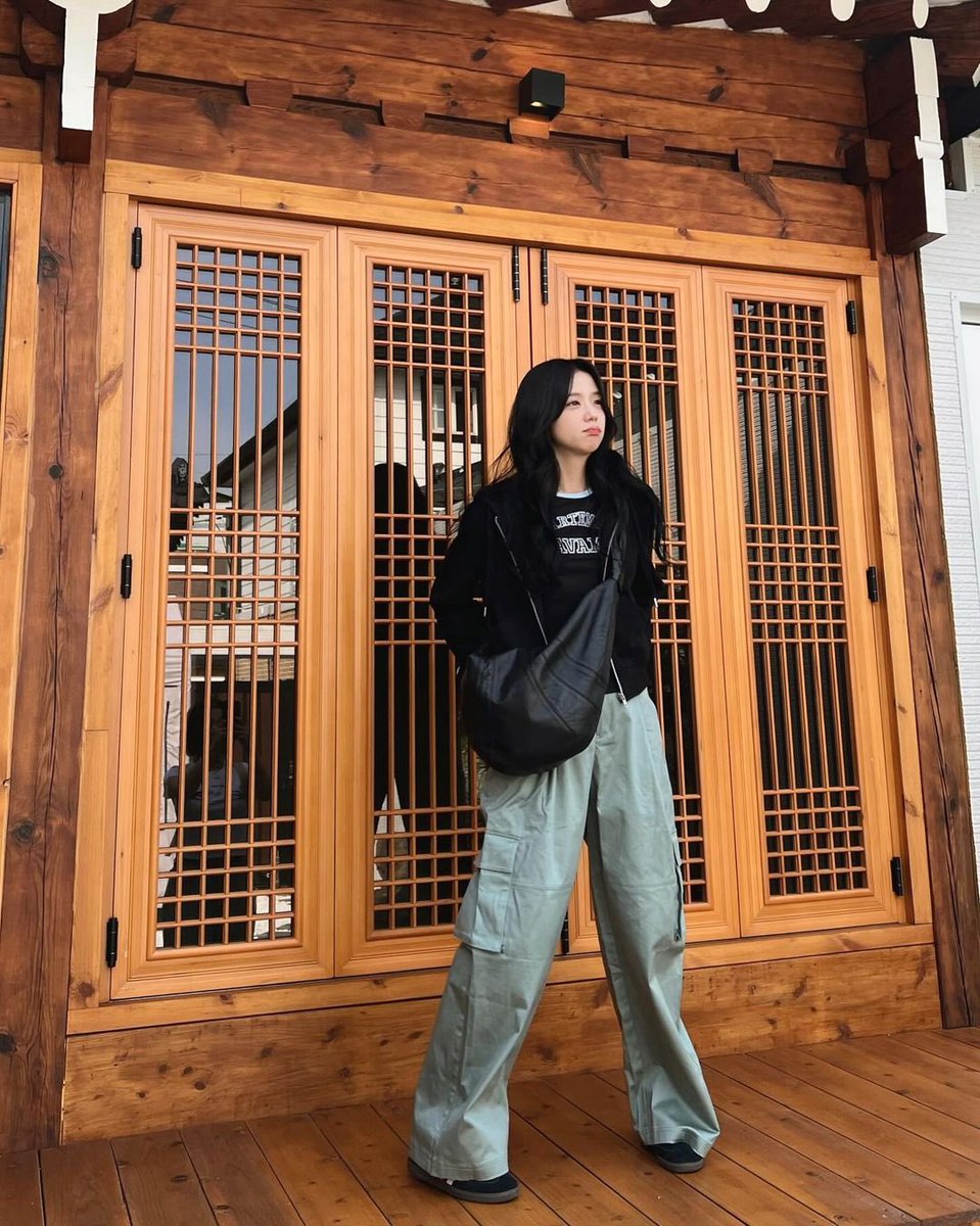 #JISOO instagram update.