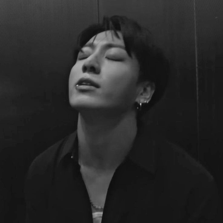 archivesofkook's tweet photo. JEON JUNGKOOK!!! https://t.co/p9isCAo0yE