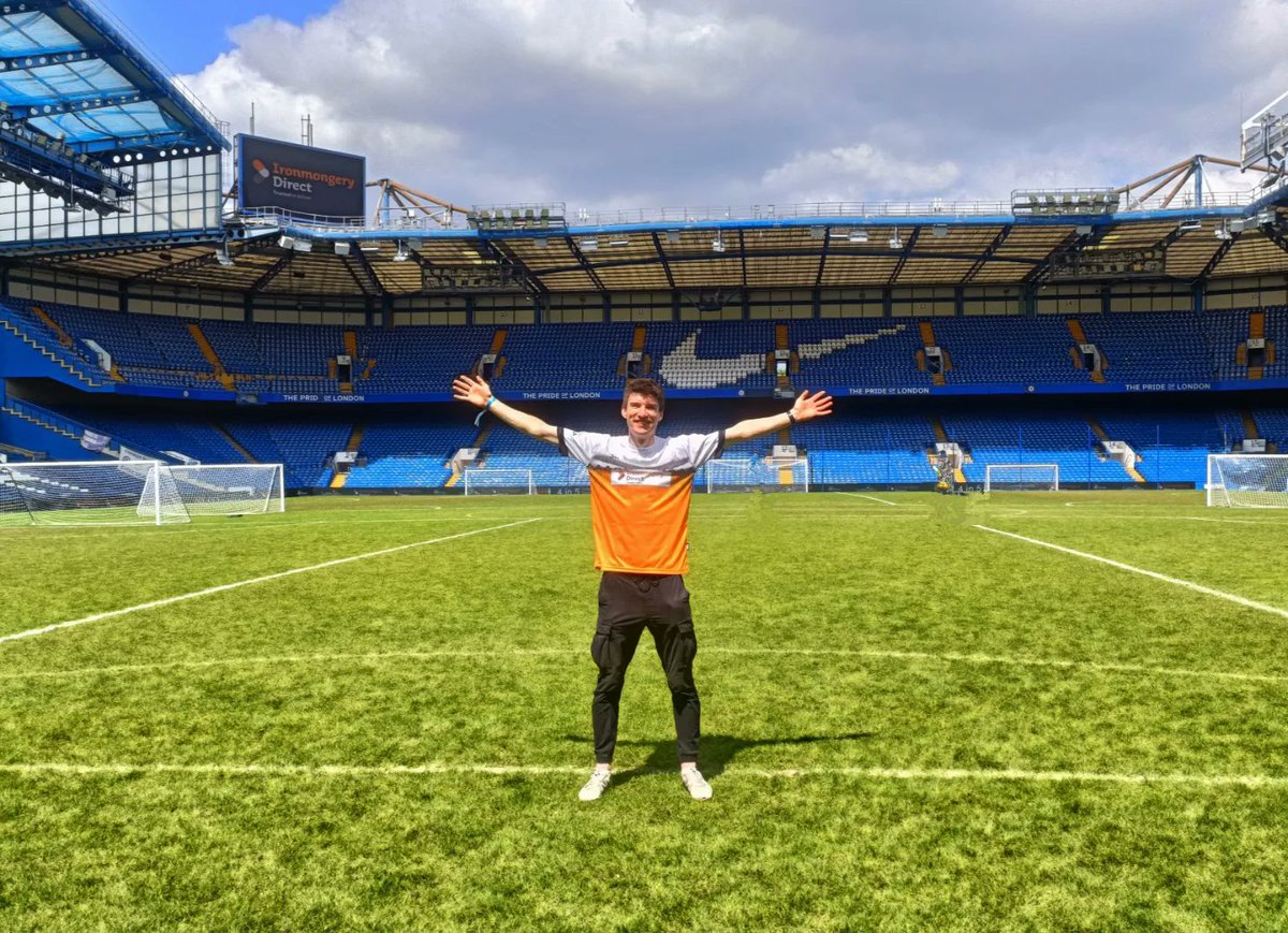 JamieC3003's tweet photo. Match for the Mind π
A proud day at Stamford Bridge raising money and awareness for a brilliant cause, with @IronmngryDirect , @jaywingsays, @ChelseaFC and @MindCharity
#matchforthemind https://t.co/rn23CyCKu7