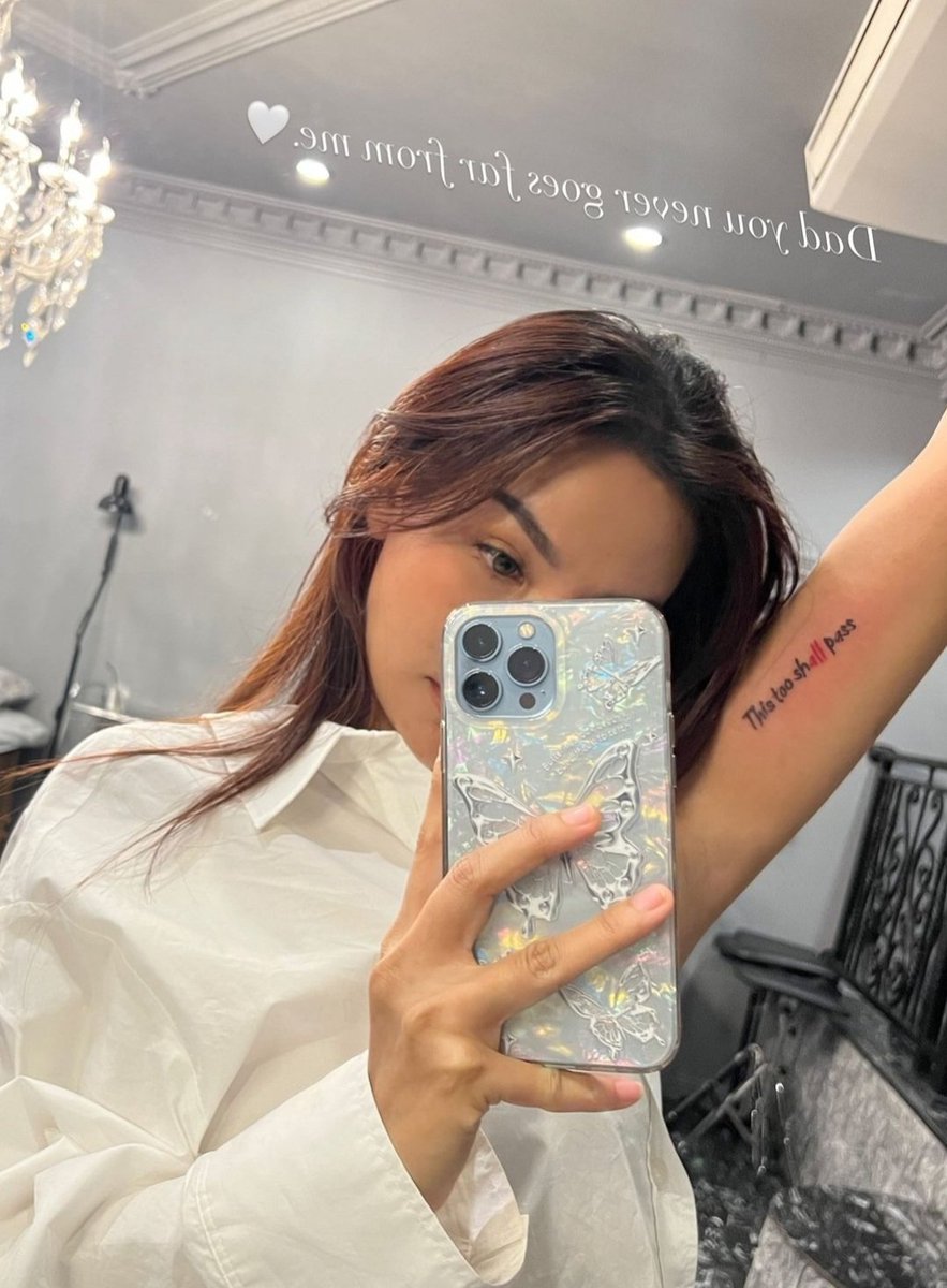 Finally Engfa got that tattoo done 😍 P'daad too 🥰 'This too shall pass' 🤍

FABULOUS ACTRESS ENGFA28
#อิงฟ้ามหาชน #EngfaWaraha @EWaraha