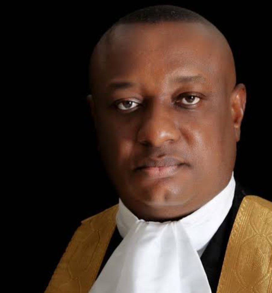 There is no strong adjective Elites have not used on Festus Keyamo. He was constantly berated on this street as scuttling a nice deal. Some even said we were toying with a potential P&ID scenario. But seems as usual, truth is oozing out. 

Man declared the whole charade a scam!