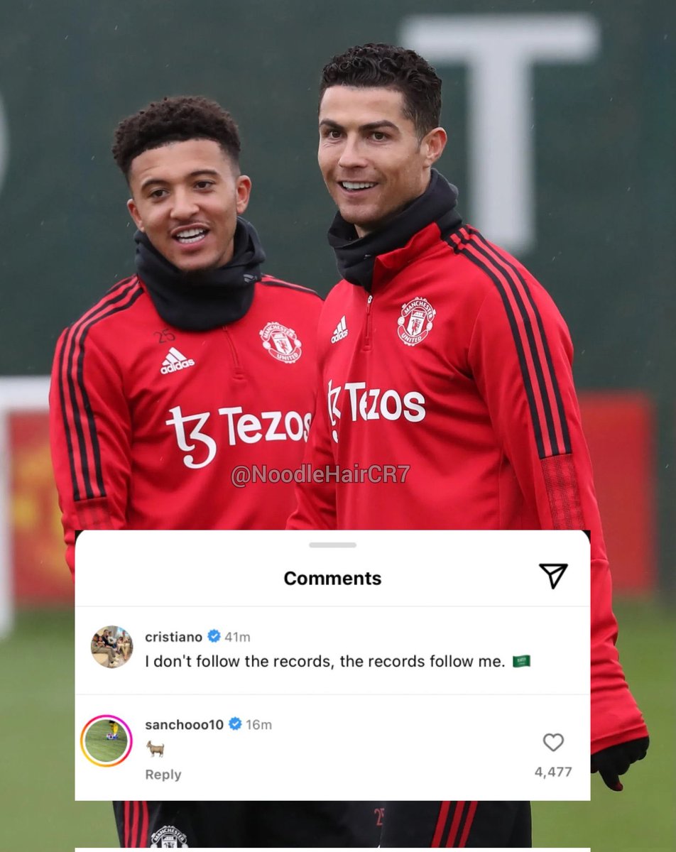 CristianoXtra_'s tweet photo. Sancho replied to Ronaldo's Instagram post. https://t.co/EFDmXyv65c