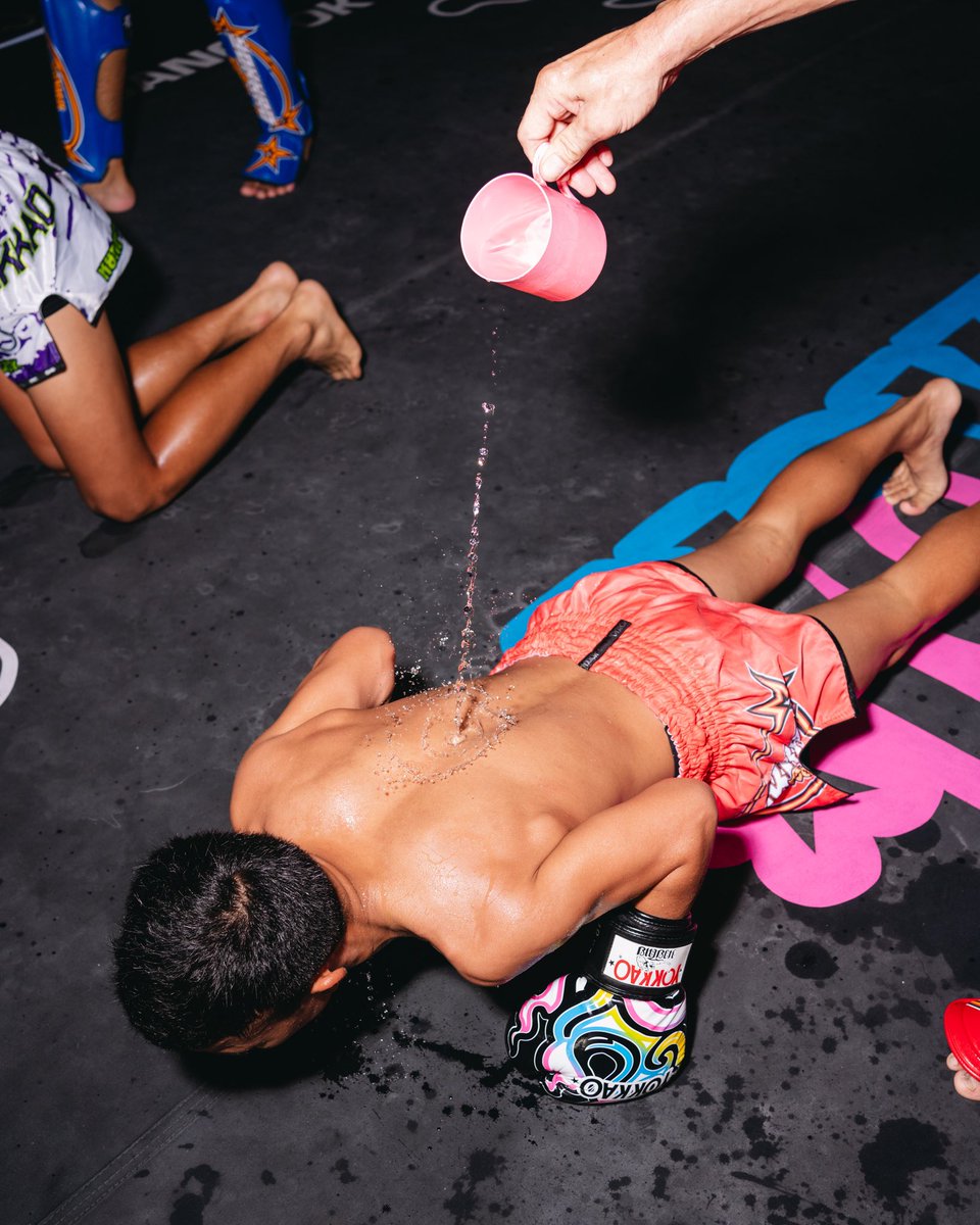 Hard work, dedication 🥊
🛒 MEMORIAL DAY DEAL: 20% OFF YOKKAO gear!  🥊
Yokkao.com 🛍️
#Yokkao #muaythai #fight