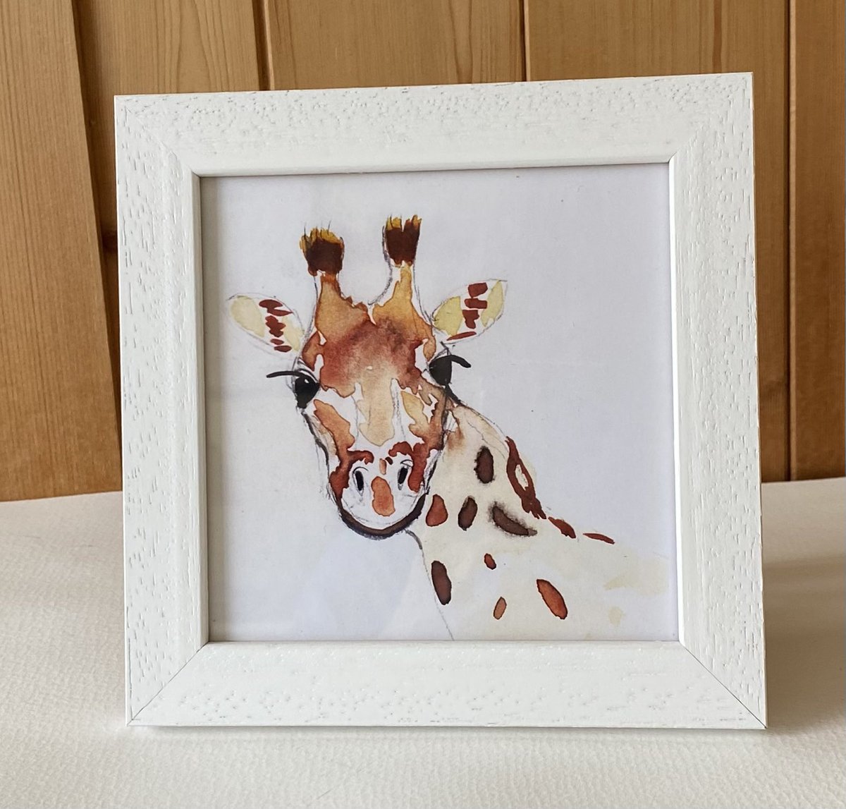 #EarlyBiz #MHHSBD #SBS 𝗚𝗶𝗿𝗮𝗳𝗳𝗲 𝗮𝗻𝘆𝗼𝗻𝗲? 𝗡𝗘𝗪 𝗟𝗜𝗦𝗧𝗜𝗡𝗚 𝗔𝗟𝗘𝗥𝗧 🦒 𝗮 𝗹𝗼𝘃𝗲𝗹𝘆 𝗻𝗲𝘄 𝗳𝗿𝗮𝗺𝗲𝗱 𝘄𝗮𝘁𝗲𝗿𝗰𝗼𝗹𝗼𝘂𝗿 𝗽𝗿𝗶𝗻𝘁 𝗳𝗼𝗿 𝗮 𝗰𝗵𝗶𝗹𝗱’𝘀 𝗿𝗼𝗼𝗺 𝗼𝗿 𝗳𝗼𝗿 𝗮 𝘄𝗶𝗹𝗱𝗹𝗶𝗳𝗲 𝗹𝗼𝘃𝗲𝗿 Link below 👇