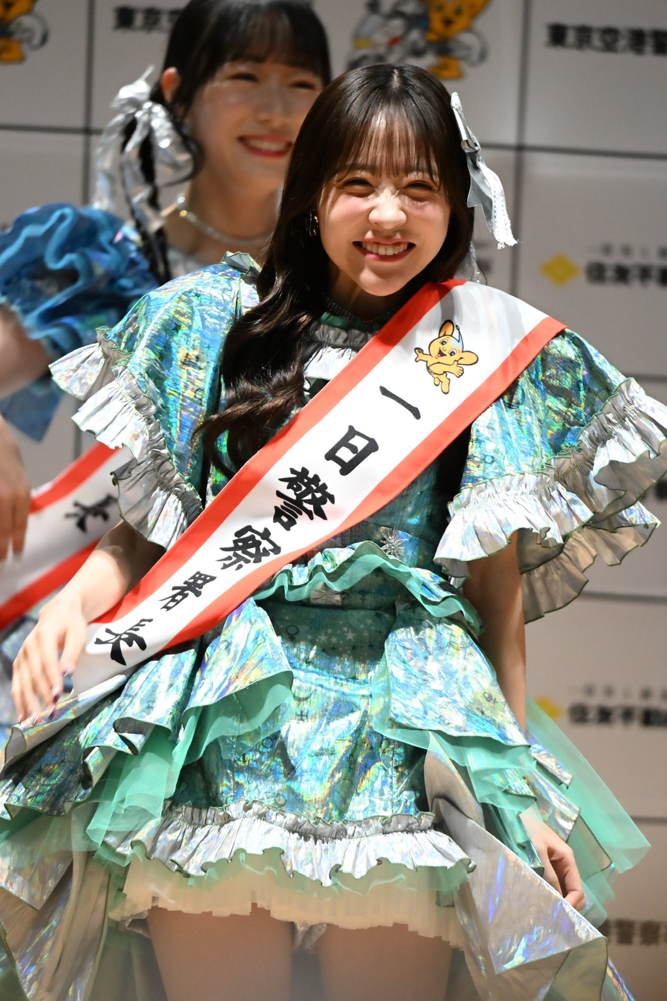 櫻井優衣YUI フルジッパー パーカー ダークグレーブラック 櫻井