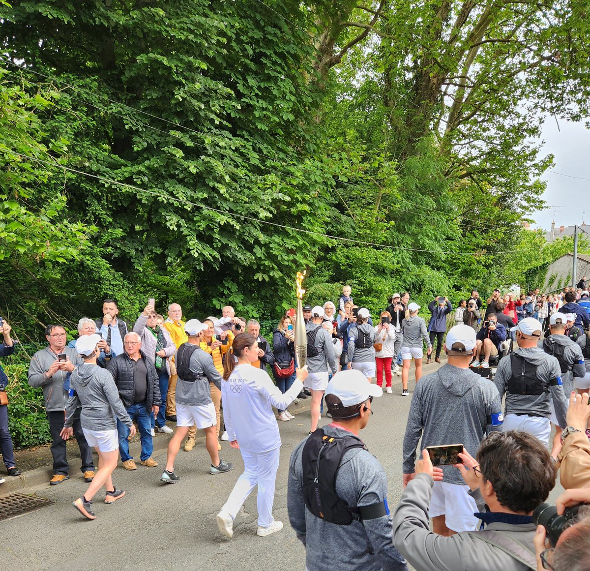 lalandechasles's tweet image. La Lande-Chasles, présente au départ de la flamme olympique à Baugé en Anjou !! #flamme @FlorenceDabin @Prefet49 @Maine_et_Loire