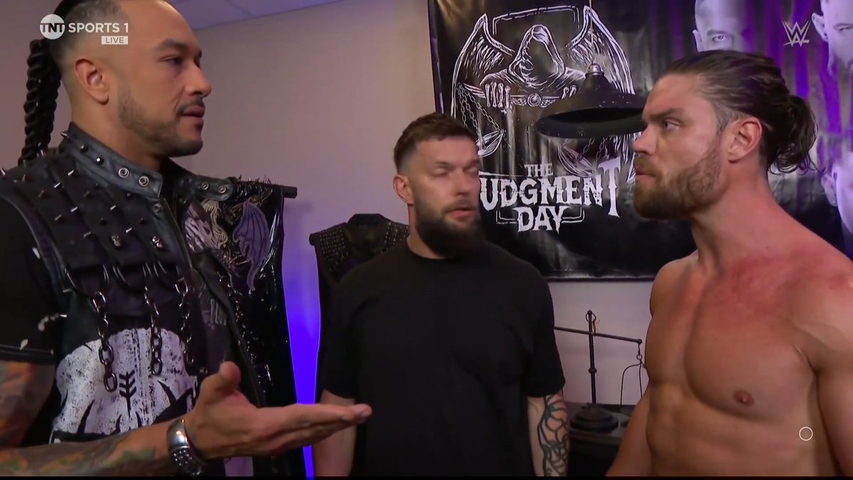 Wwe Raw Screen Captures #DamianPriest #WWERaw