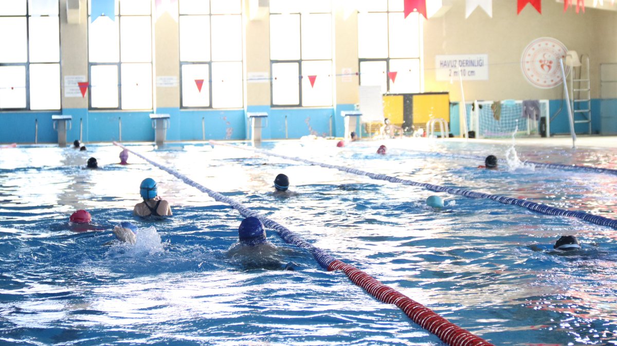 📍Olimpik Yüzme Havuzu 🏊Yüzme 🔗Anlık antremanlarımızdan @gencliksporbak @OA_BAK