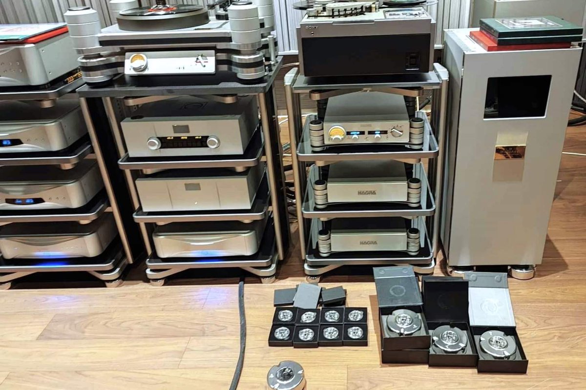 インシュレーターブランド Carbide Audio carbide.audio 中国のお客様宅 China distributor, Micro-New Co. Ltd. Kharmaフラグシップ Enigma Veyron 1D （€750,000） Goldmund Telos 5500NG? ✕2 MIMESIS REFERENCE Esoteric Nagra