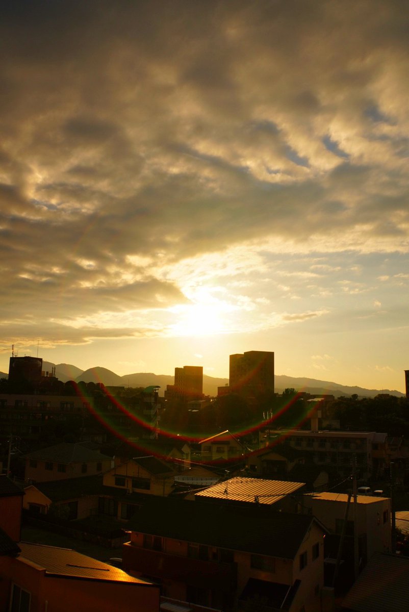 夕方になって晴れてきました☀️
今日も１日お疲れ様でした👋
#写真好きな人とつながりたい
#イマソラ　#photo
#photooftheday