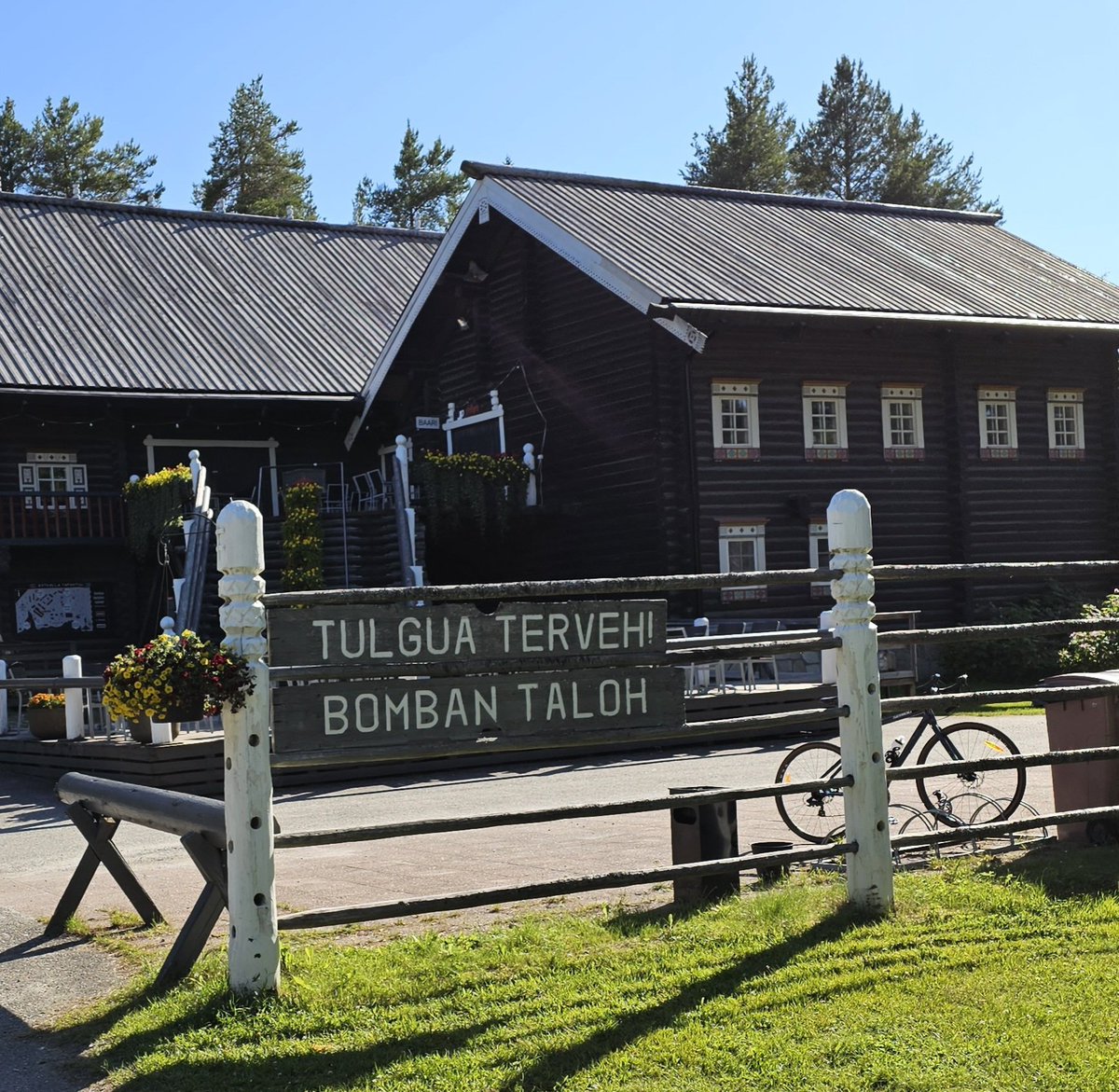 Tervetuloa alkukesän tapahtumiimme Pohjois-Karjalassa:
Suomen suven avaus, Joensuu 31.5.2024
Power Cup, Joensuu 6.–9.6.2024
Kesän Avajaiset, Juuka 8.6.2024
Pielisen Messut, Nurmes 8.–9.6.2024
Joensuun Musiikkijuhlat 10.–18.6.2024
Karjalan Erämessut, Kontiolahti 14.–16.6.2024
1/2