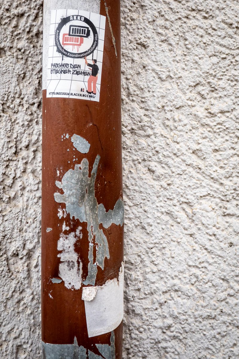 Stef2Ulm's tweet photo. #Drainpipe in #Ulm. Sieht nicht so aus, ist aber #stabil. https://t.co/2McGFGpqLE