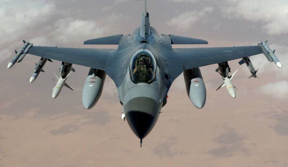 BREAKING: Belgium announces it will donate 30 F-16 fighter jets to Ukraine. It will bring the total number of F-16s that Ukraine will get from 55 to 85. The other countries sending F-16s are Denmark, Norway and the Netherlands. 🇧🇪🇺🇦