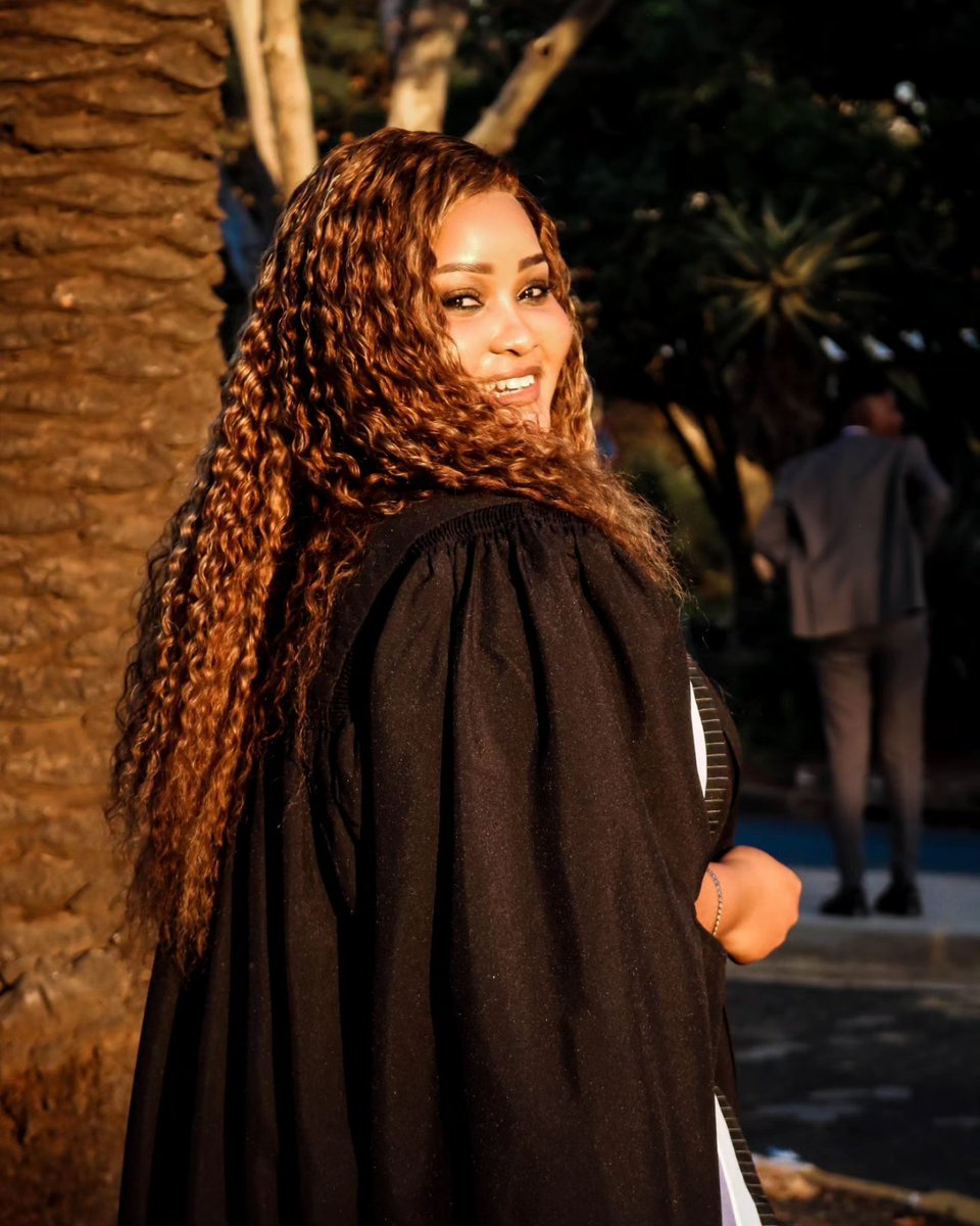 ❥♡L E K G A R B E la M O T S W A N A♡❥ tweet media