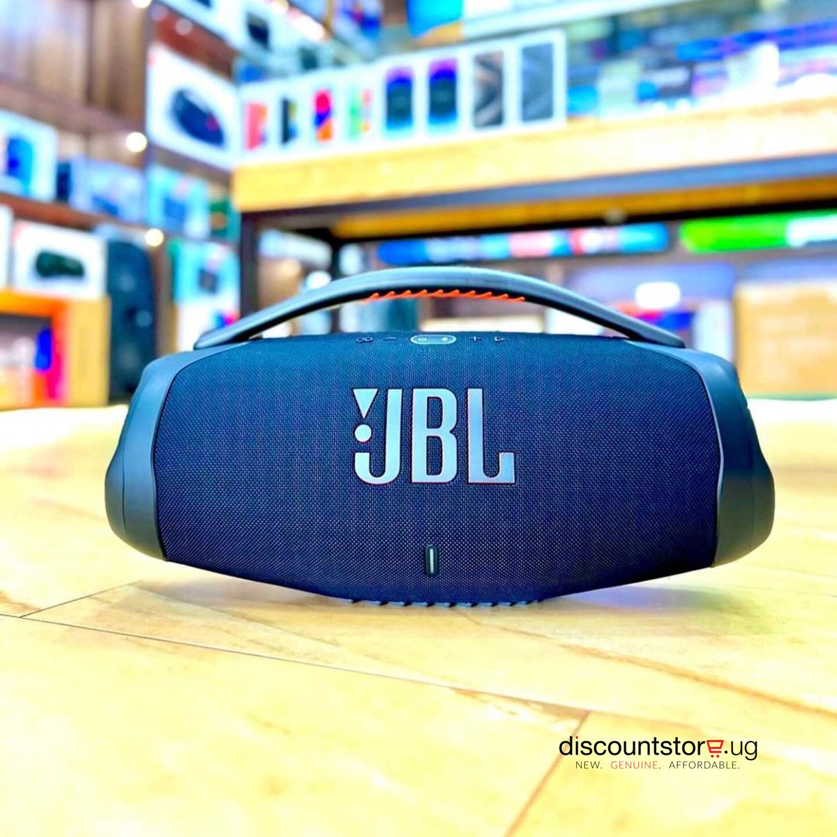 JBL Boombox 3 speaker features outstanding design & delivers strong, loud sound with up to 24hrs battery 🔋life. Ready for fun anywhere, anytime. Add more excitement to the gathering with PartyBoost, allowing you to connect several speakers together for a massive sound experience