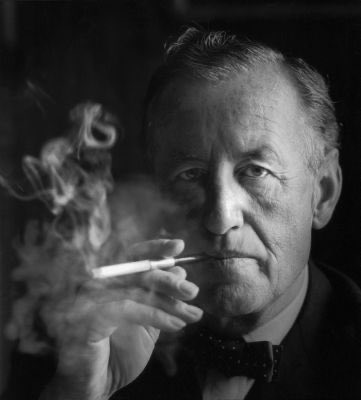 Remembering Ian Fleming. Born this day in Mayfair, London in 1908. English writer, journalist and naval intelligence officer, who is best known for creating the fictional British spy James Bond. He also wrote the children's story Chitty-Chitty-Bang-Bang #IanFleming 📖 #JamesBond