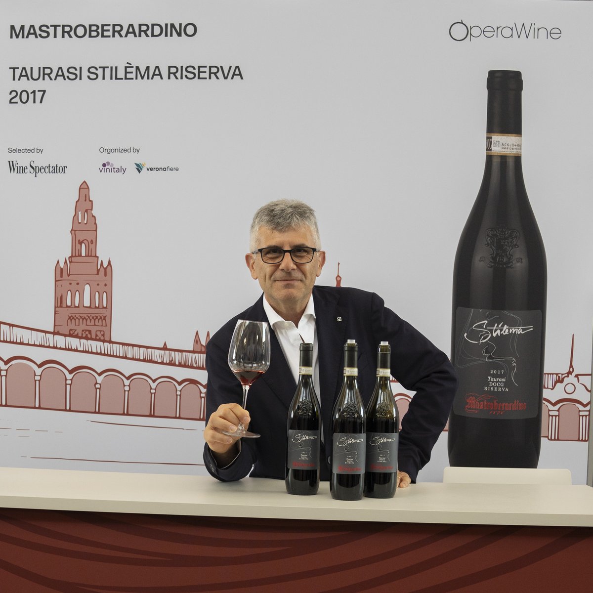 Here is the portrait of @MastroVineyards, one of the great Italian producers selected by Wine Spectator for #OperaWine2024. During this year's Grand Tasting, they shared with guests their Taurasi Stilèma Riserva 2017. Congratulations! #OperaWine #Vinitaly2024 #finestitalianwines