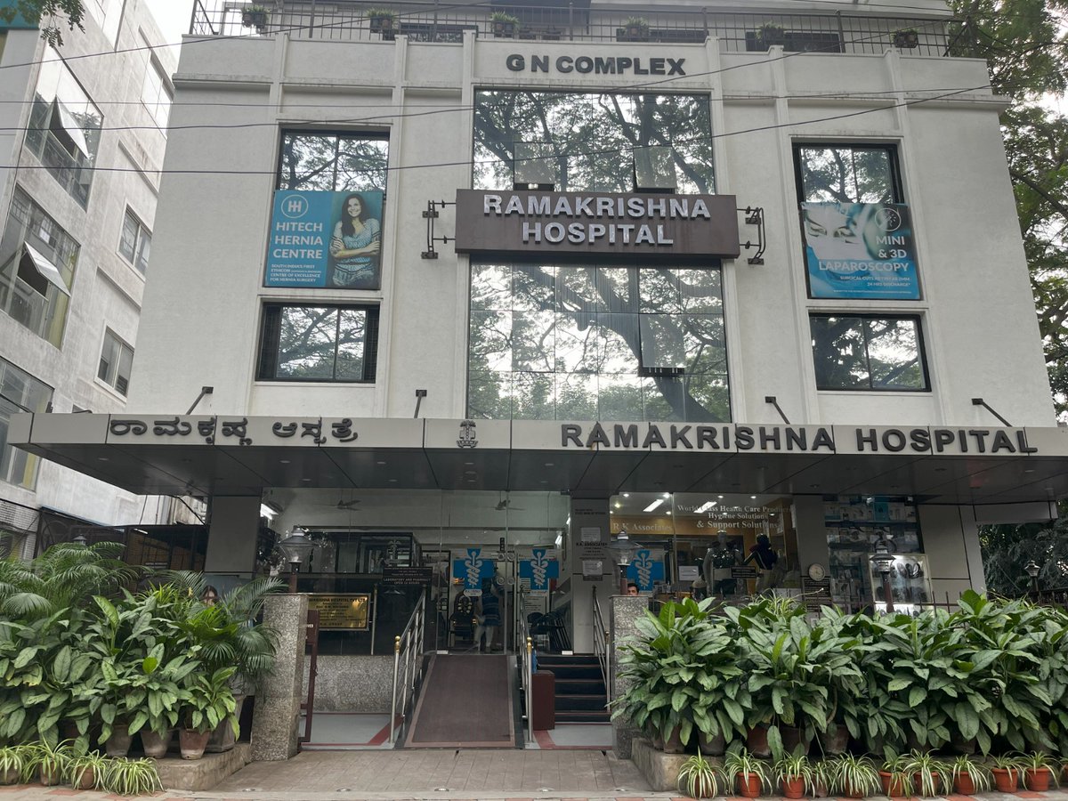 From RKNH (Ramakrishna Nursing Home) to RKH (Ramakrishna Hospital), it has been an incredible 54 years for us!

All thanks to my father Mr Premnath PS for making everything seamless for the management and the patients.

#weareateam #teambuilding #medtwitter