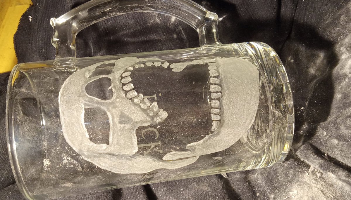 Personalized skull mug set tuppu.net/513e9118 #bridal #fantasyart #love #dragoncore #wedding #tattooglass #skulls #glassart #yearofthedragon #BeerStein