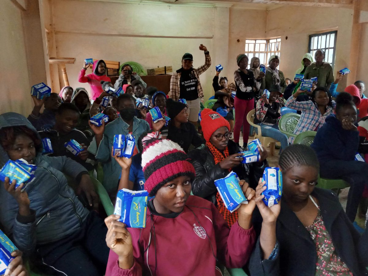 KPL_Women's tweet photo. As mark world menstrual hygiene day. Let us remember the girls that come from vulnerable families who get menses but can't afford sanitary towels just by donating one today it will go a long way for those girls 
@PeasantsLeague @Femconvoke @BlackFemFund @1000currents https://t.co/a3s55FR0TF