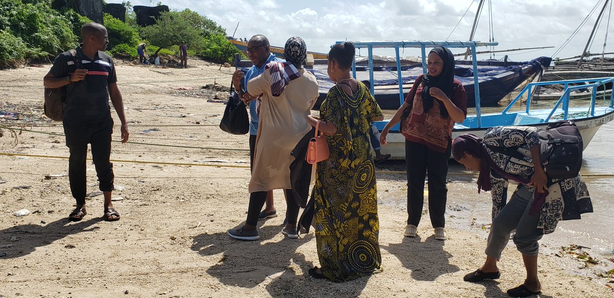 @ActionaidTz in its 'Unlocking Seaweed potentials to women in Mafia Islands' initiative supported by the Australian Government, facilitated mobilisation of seaweed women farmers to form their cooperative union to foster the market process and value chain. @AusHCKenya