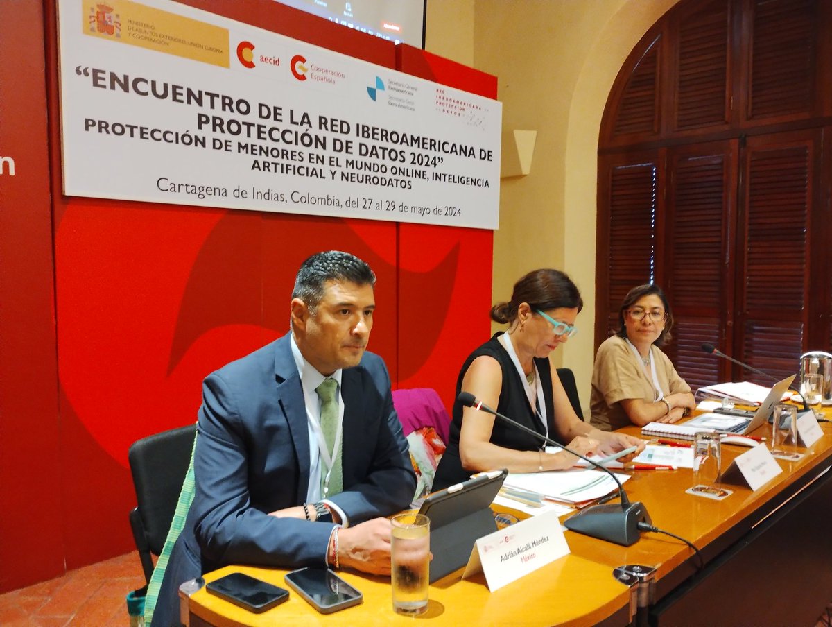 Acompañé a la Comisionada @JosefinaRomanV y al Comisionado Presidente del @INAImexico, @AdrianAlcala75, en la inauguración del encuentro anual de la Iberoamericana de Protección de Datos.