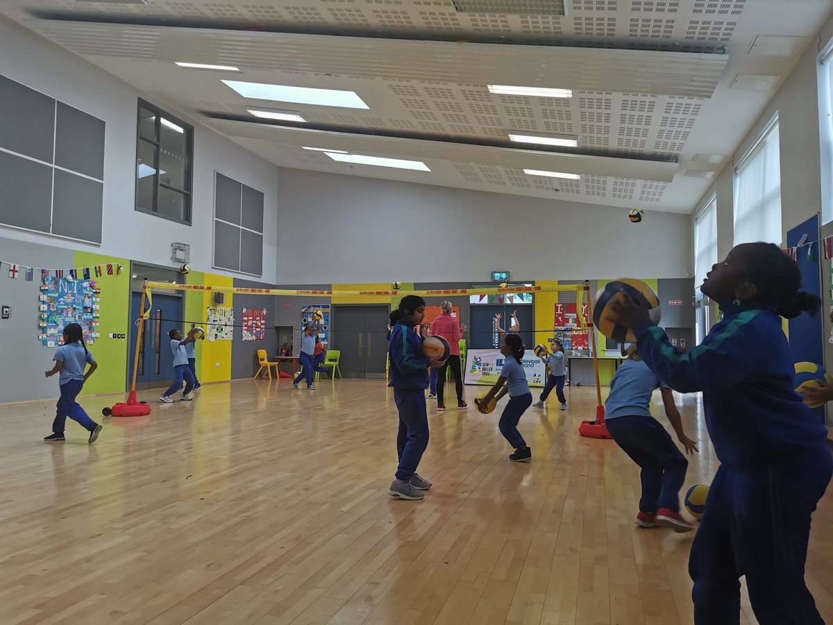 We had so much fun during our Volleyball taster sessions! All classes really enjoyed it! Thank you Volleyball Ireland! #volleyballireland <a href="/ddletb/">Dublin & Dún Laoghaire ETB</a> <a href="/cnsireland/">CNS Ireland</a>