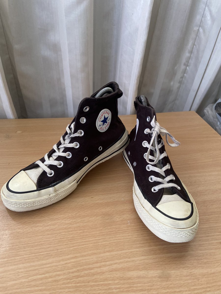 NunuShop1's tweet photo. รองเท้าผ้าใบคู่ละ 150 ส่งฟรี 👞👟✨
#รองเท้ามือ2 #ส่งต่อเสื้อผ้า #เสื้อผ้ามือสอง https://t.co/yoJrNwcL0R
