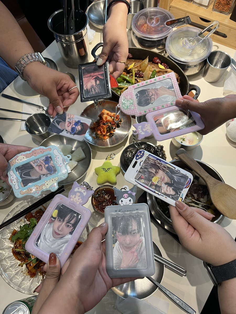 Went to Won Gi Ok with Doppu friends. The staff immediately knew that we are NCT fans so they showed us the tablet with the Muk2U photo. They have a YouTube set that includes the 4 dishes they ate. The staff even told us to go to the room where they filmed to take photos. 🥰🤍