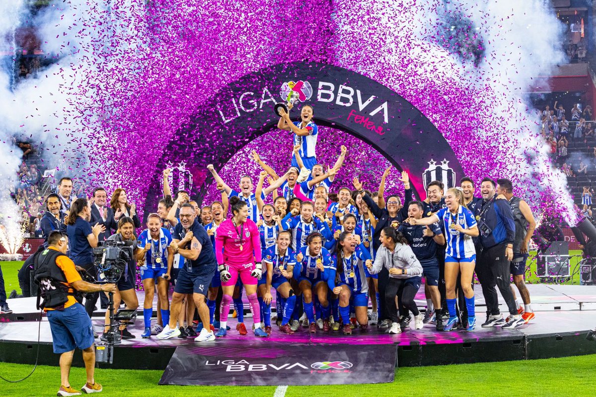 ¡FELICIDADES, #RAYADASCAMP3ONAS!     🏆🏆🏆
