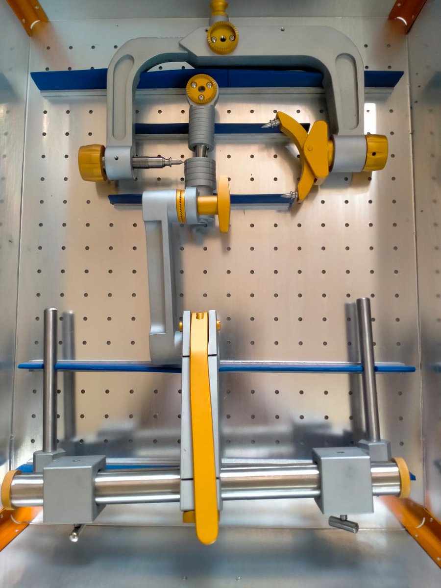 bi_surgical's tweet photo. Secure cranial stability for delicate procedures! #MayfieldHeadFrame #Neurosurgery
#SurgicalTools #OperatingRoom #MedicalTechnology #BrainSurgery #Neurology #Healthcare #MedicalDevices #MinimallyInvasiveSurgery #SurgicalInnovation #PatientCare https://t.co/c8OeuOFQ9Q