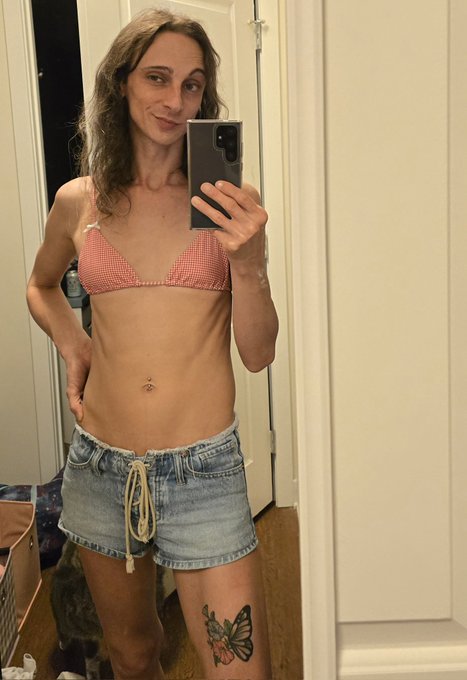 I am sleepiest, goodnight yall  It's pool time tomorrow ❤️ https://t.co/ZgCVq6na4H<a href="/tag/mvsales"class="tags"><span>#mvsales</span></a>