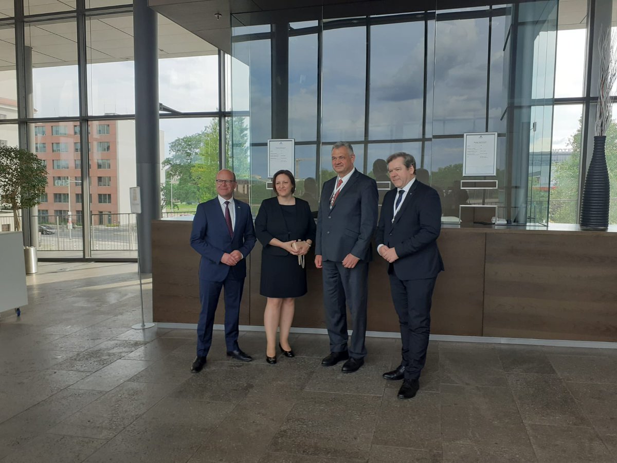 Slovenia in Germany tweet media