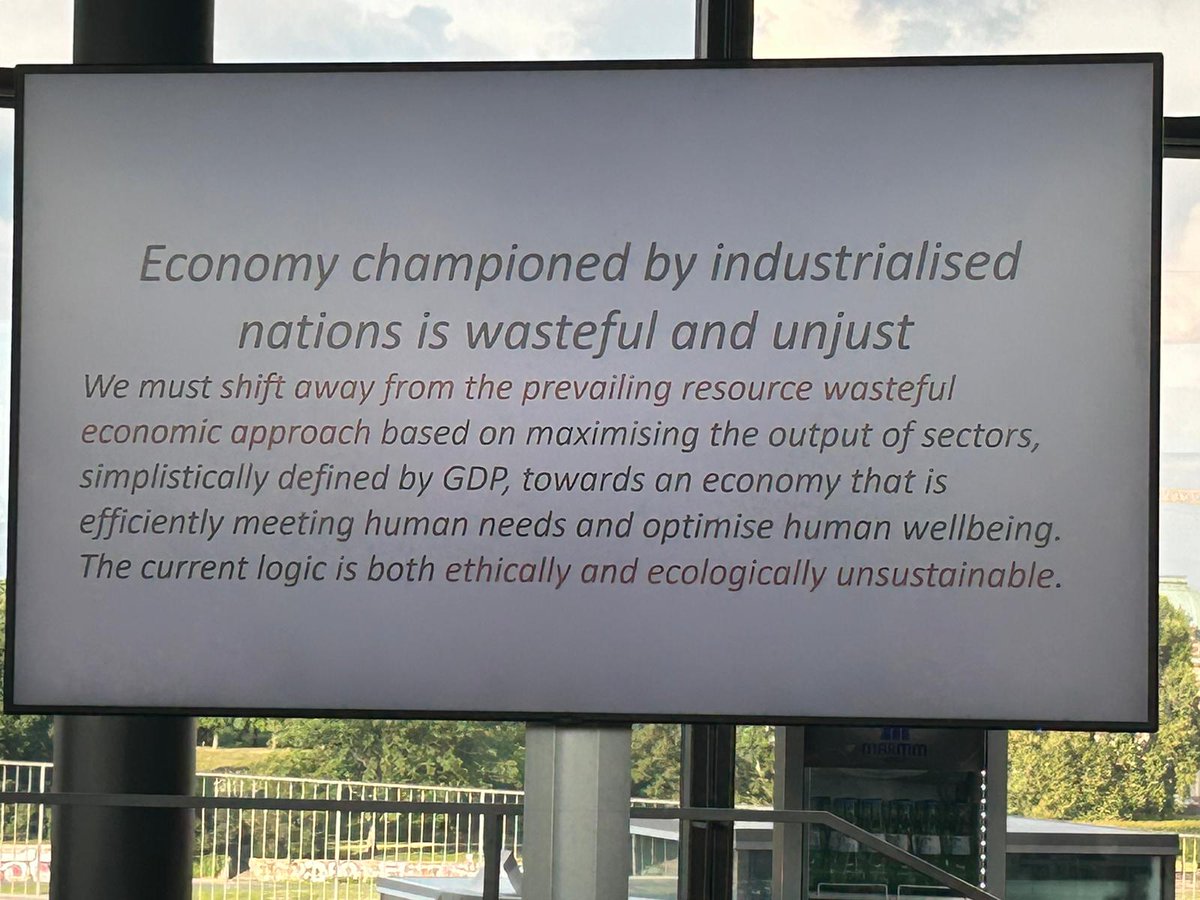 Slovenia in Germany tweet media