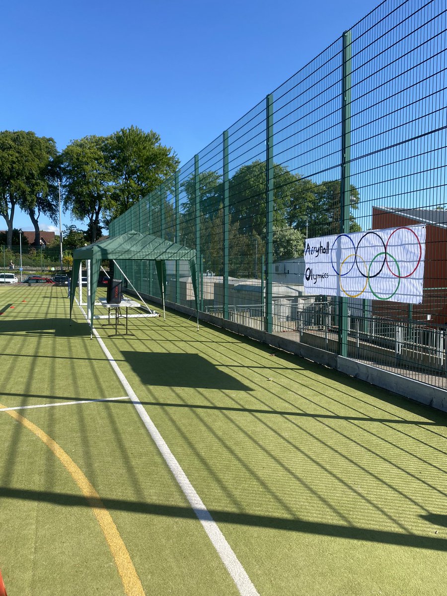 AiryhallSch's tweet photo. Ready for Sports Day 2024! 🏃🏼🏃🏿‍♂️☀️ https://t.co/N6UsJOOpp5