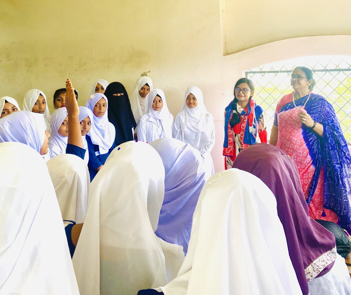 The #ClimateCrisis is impacting access to #MenstrualHygiene in Bangladesh 🇧🇩, especially during #disasters. Women & girls deserve access to menstrual hygiene facilities. On Menstrual Hygiene Day 2024, @MHDay28May, let's keep pushing for accessible menstrual hygiene for all!