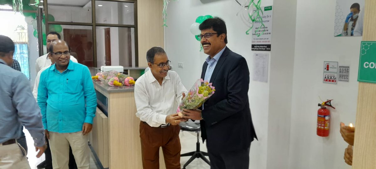 MetropolisLab's tweet photo. Kemon acho Gangarampur! Metropolis Healthcare brings its first-of-a-kind advanced diagnostic facility to your hometown. Get access to a comprehensive range of tests in a cutting-edge facility, with fast turnaround times. We're here to empower your healthcare journey!

#LabLaunch https://t.co/llyRo9EZGn