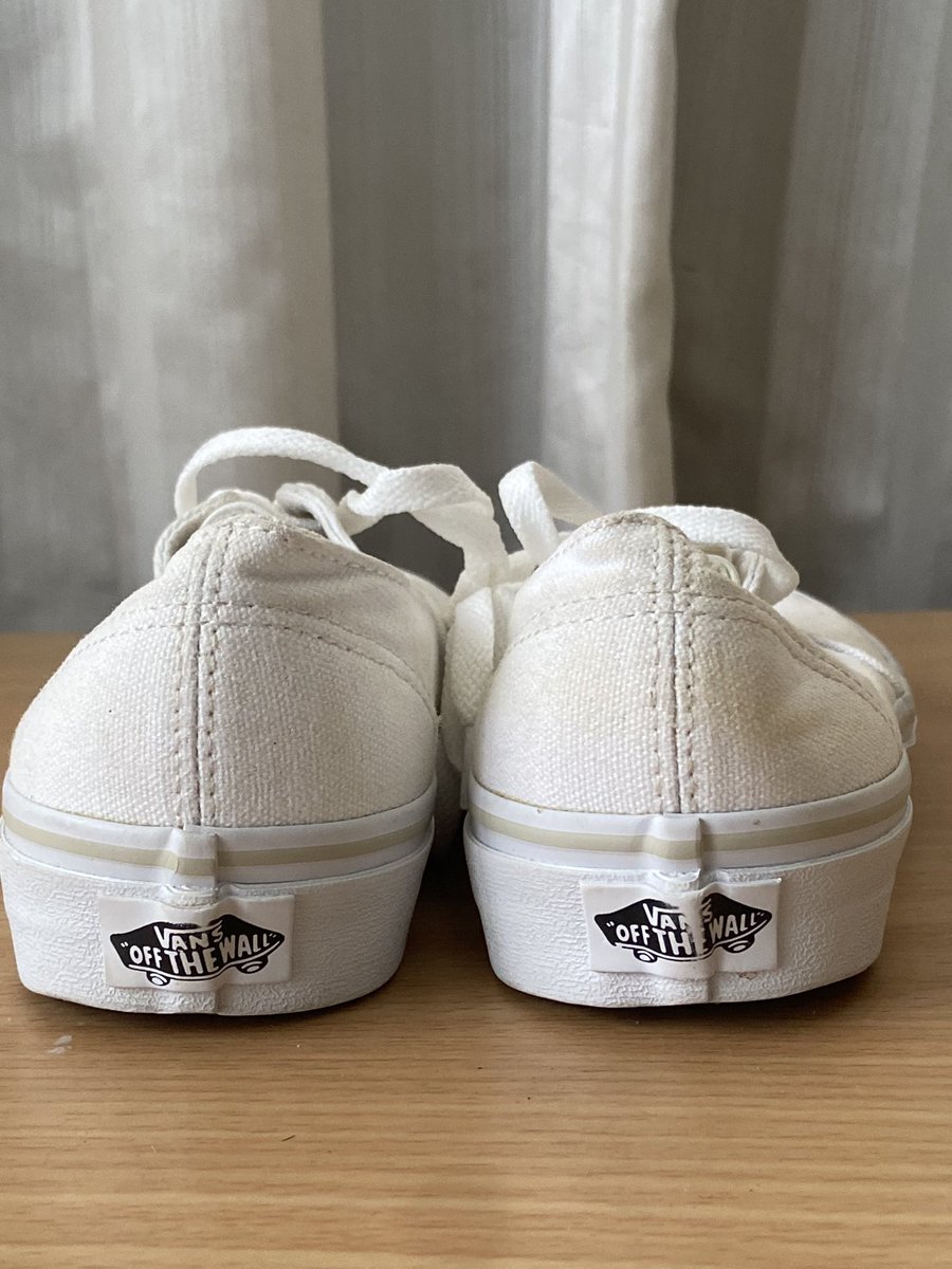 NunuShop1's tweet photo. ไซส์ 38
📮150 ส่งฟรี

#รองเท้ามือสอง #ส่งต่อรองเท้า #รองเท้ามือ2 #รองเท้าผ้าใบ #ผ้าใบมือ2 #ส่งต่อเสื้อผ้า #เสื้อผ้ามือ2 #รองเท้าผ้าใบมือสอง https://t.co/UjnSErZSux